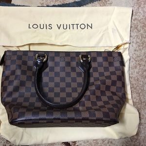 LV Damier canvas saleya